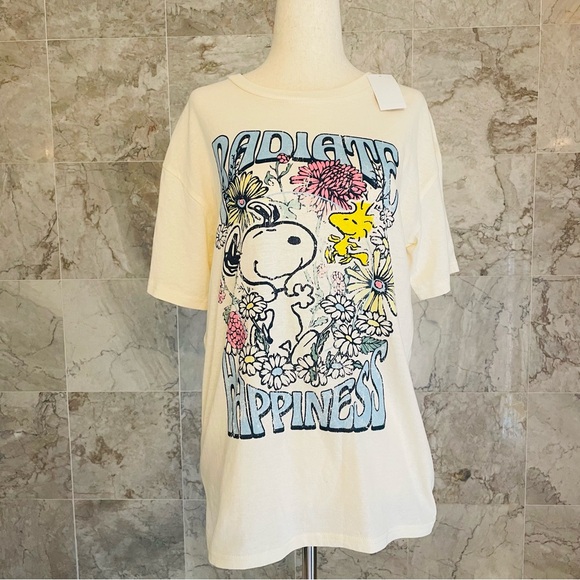 Peanuts Radiate Happiness Short Sleeve Graphic Tee - Picture 2 of 7